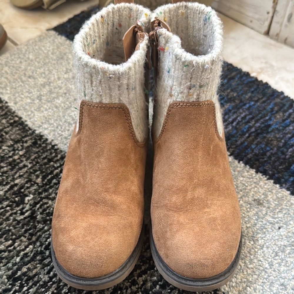 Brown Suede Ankle Boots with Knit Cuff